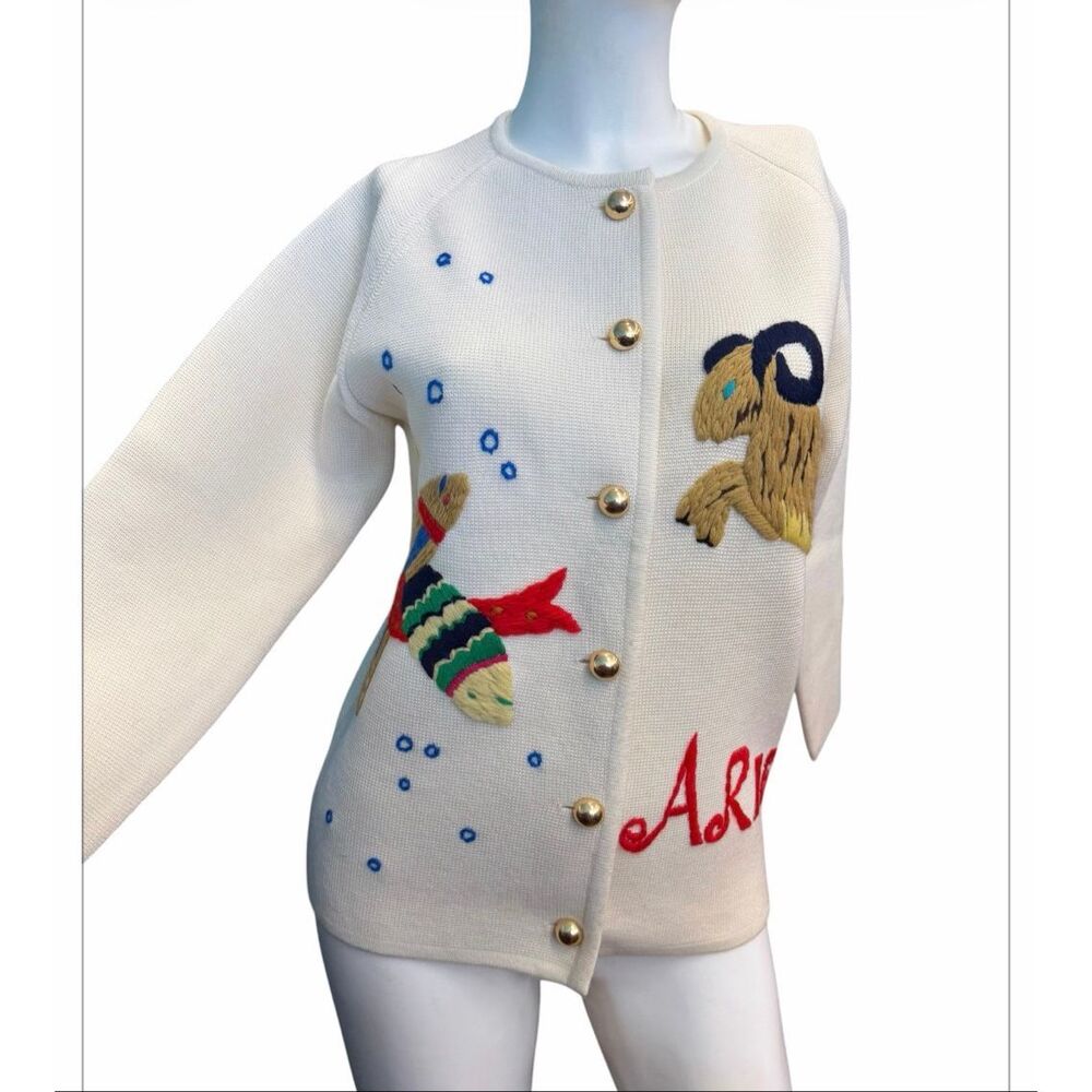 Leroy Knitwear Vintage 60’s Aries Zodiak Embroidered Sweater Women’s Size Small - Picture 2 of 16